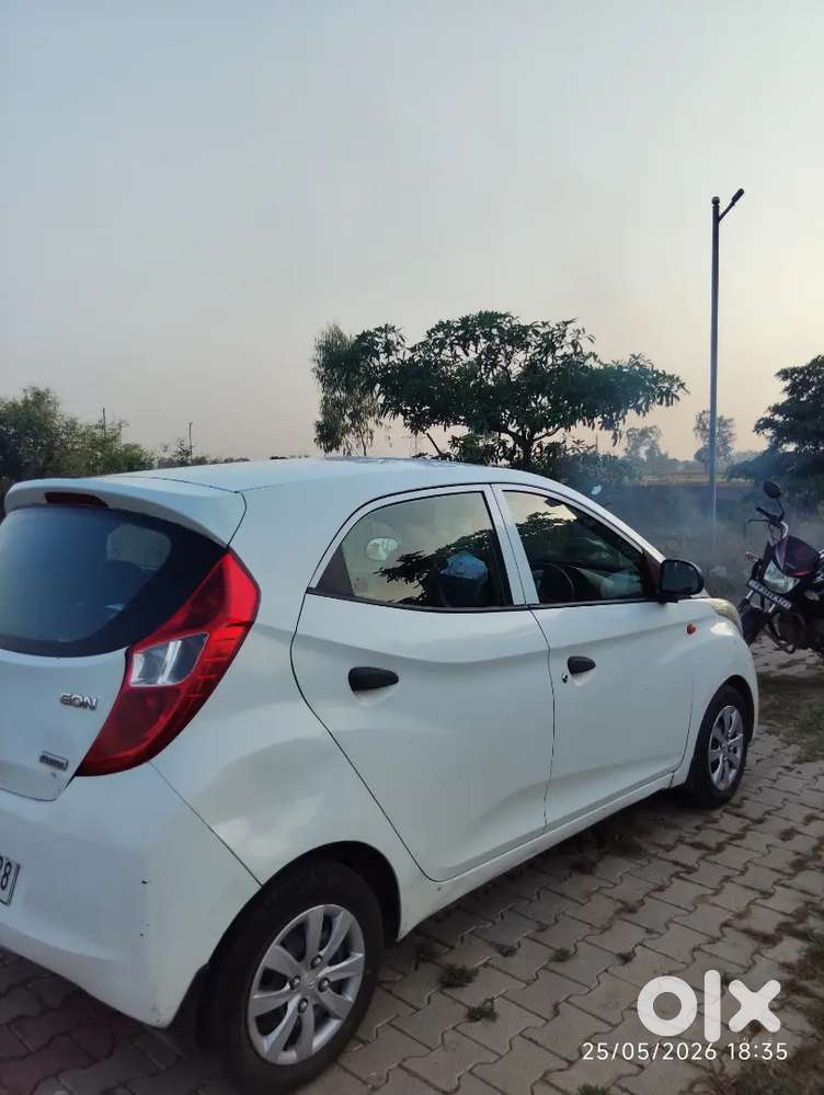 Hyundai Eon 2011 Petrol