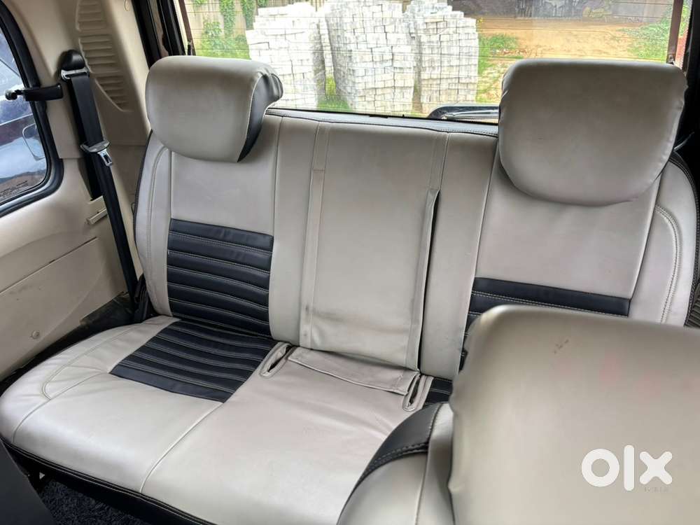 Mahindra Scorpio 2024 S11 First Owner Black