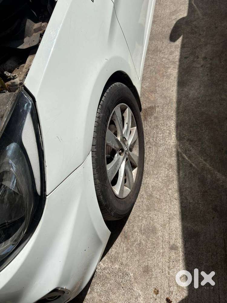 Hyundai Verna 2011 December Almost 2012 Petrol Cng