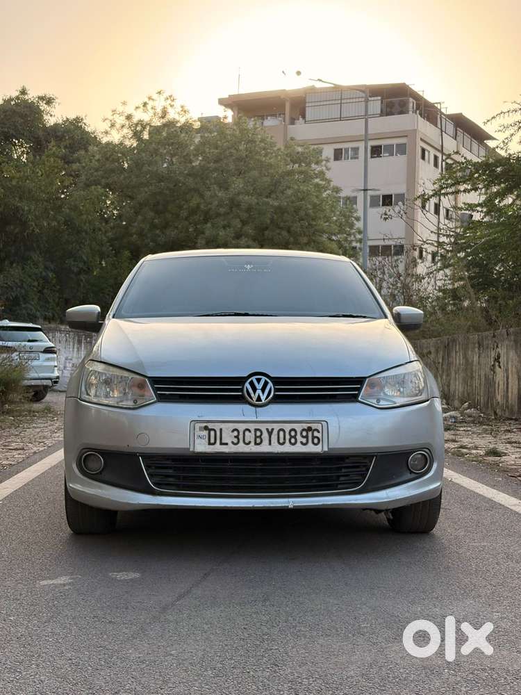 Volkswagen Vento 2010-2013 Petrol Highline, 2012, Petrol