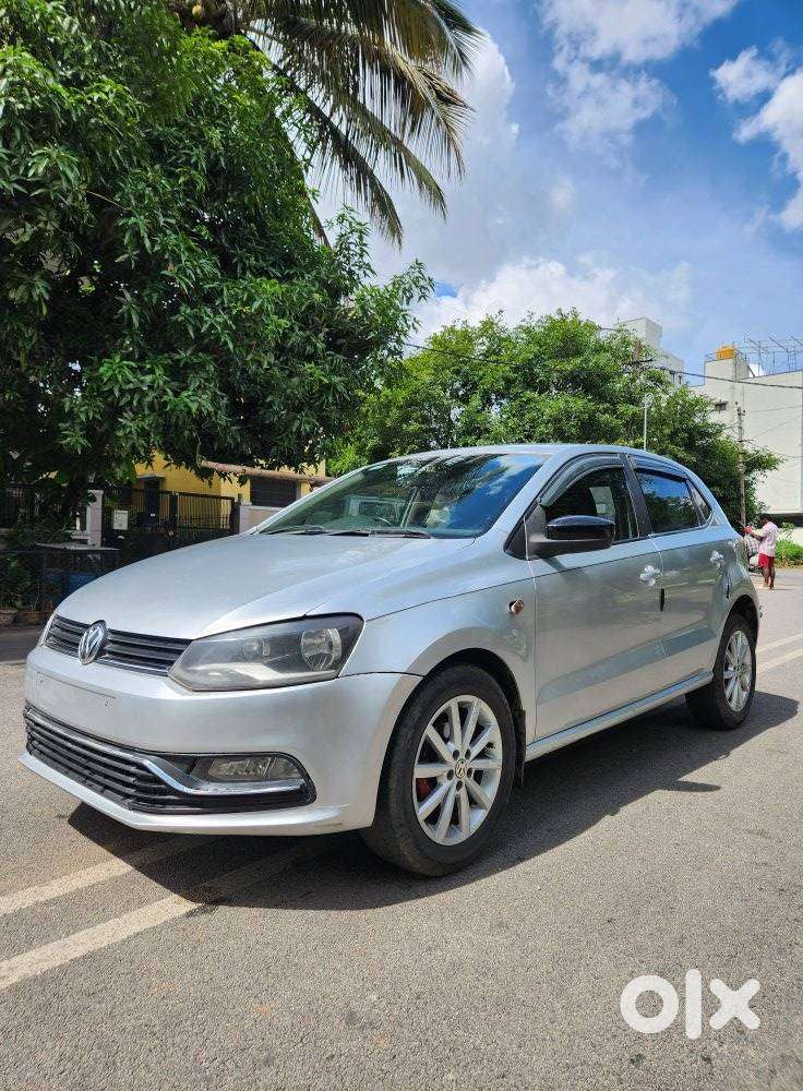 Volkswagen Polo Petrol Highline 1.2l, 2011, Petrol
