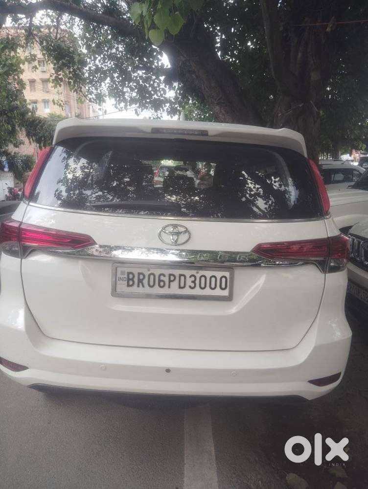 Toyota Fortuner 4x2 Manual, 2017, Diesel