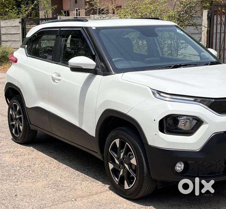 Tata Punch Accomplished Dazzle Mt Sunroof, 2023, Cng & Hybrids