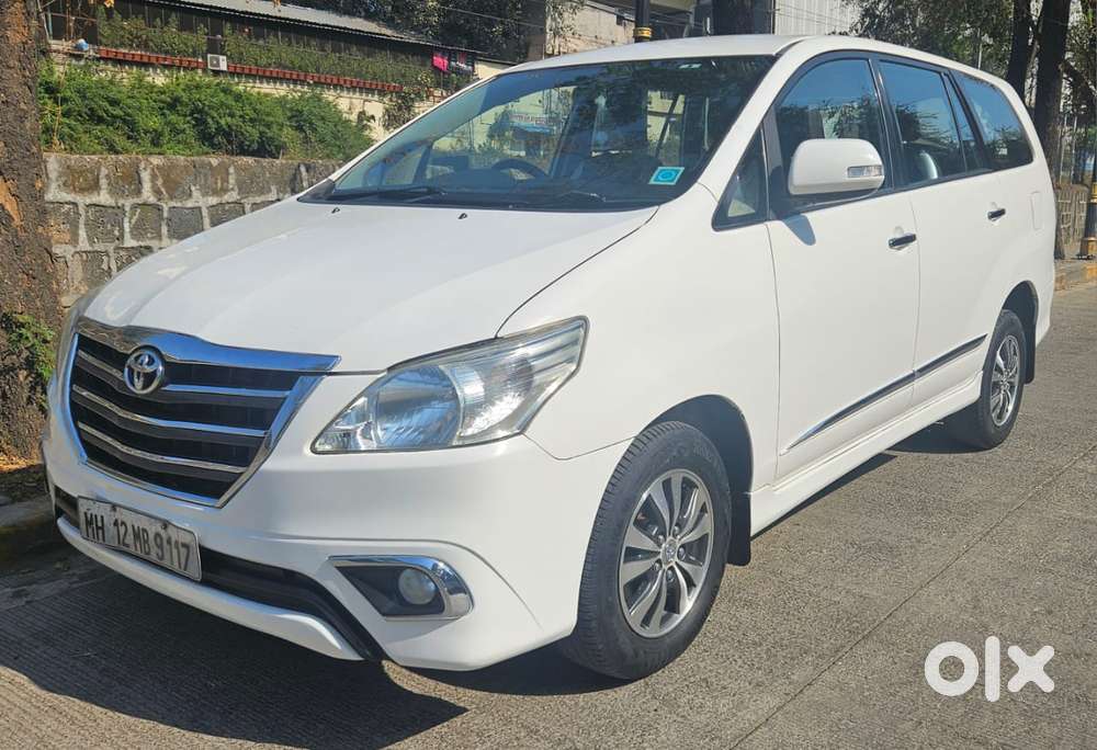 Toyota Innova 2.5 Vx 7 Seater Bs Iv, 2015, Diesel