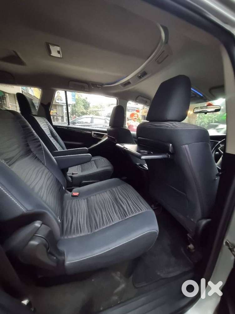 Toyota Innova Crysta 2.7 V, 2020, Petrol