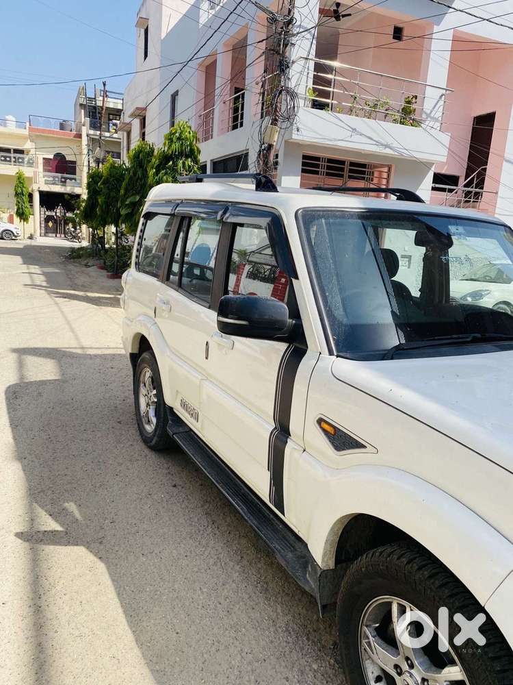 Mahindra Scorpio Classic 2016