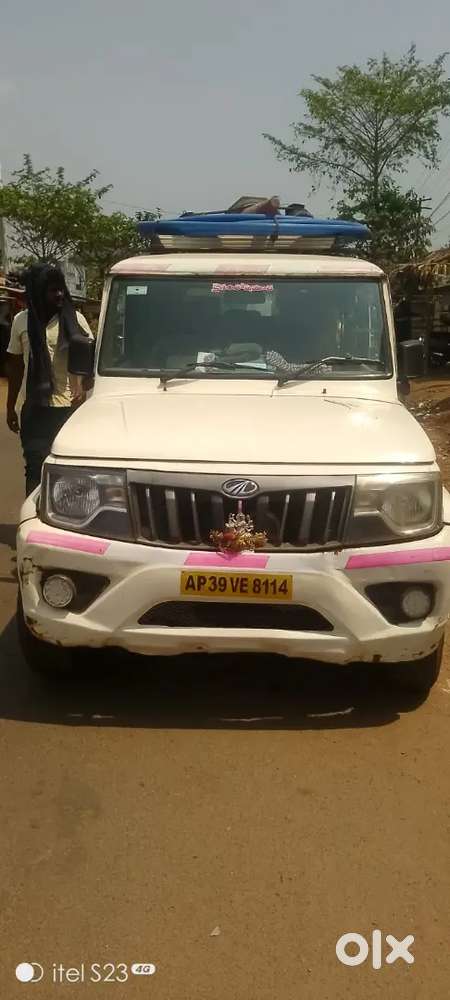 Mahindra Bolero 2021 Diesel Well Maintained Show Room Tracking