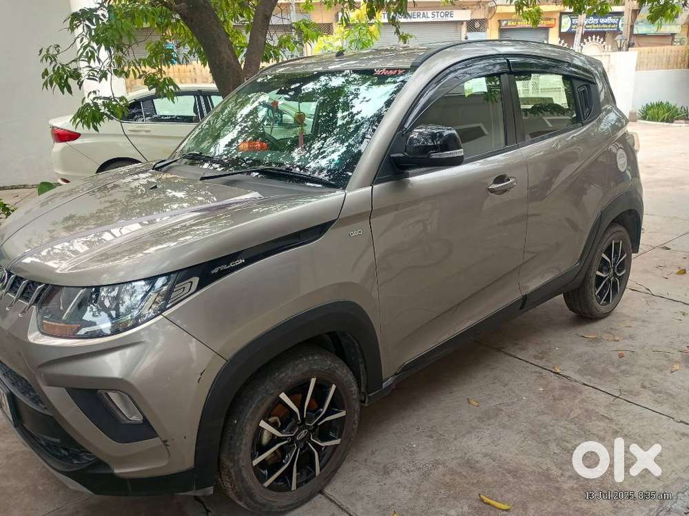 Mahindra Kuv100