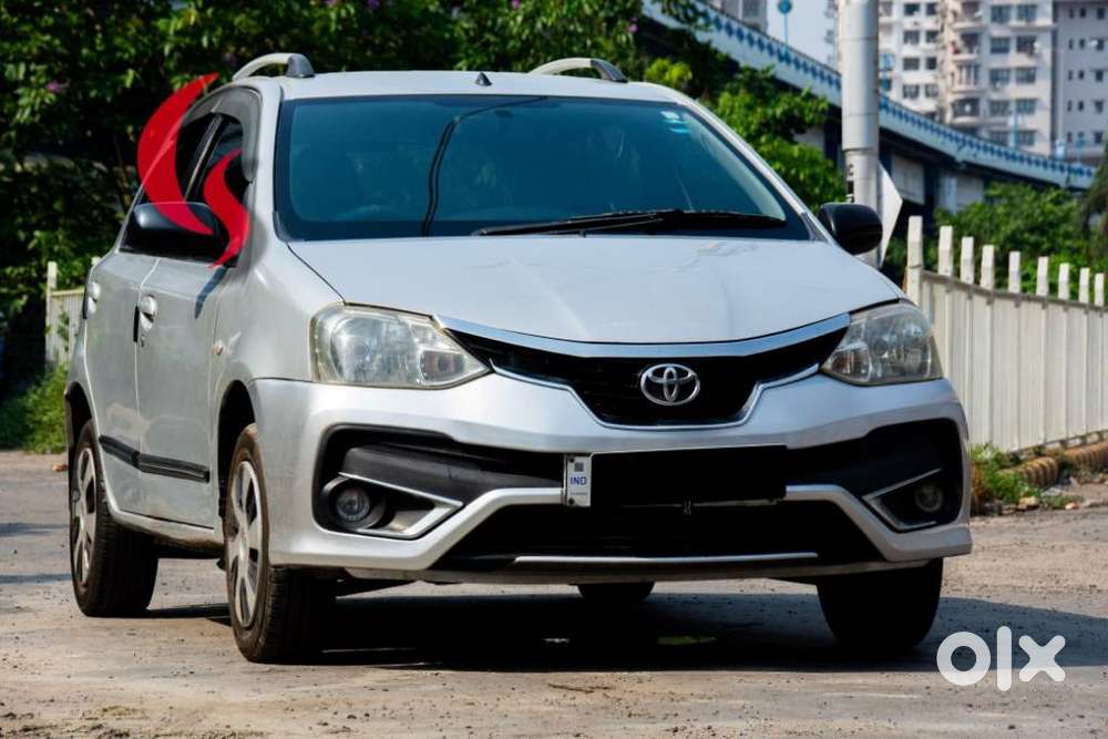 Toyota Etios Liva 2011-2012 G, 2011, Petrol