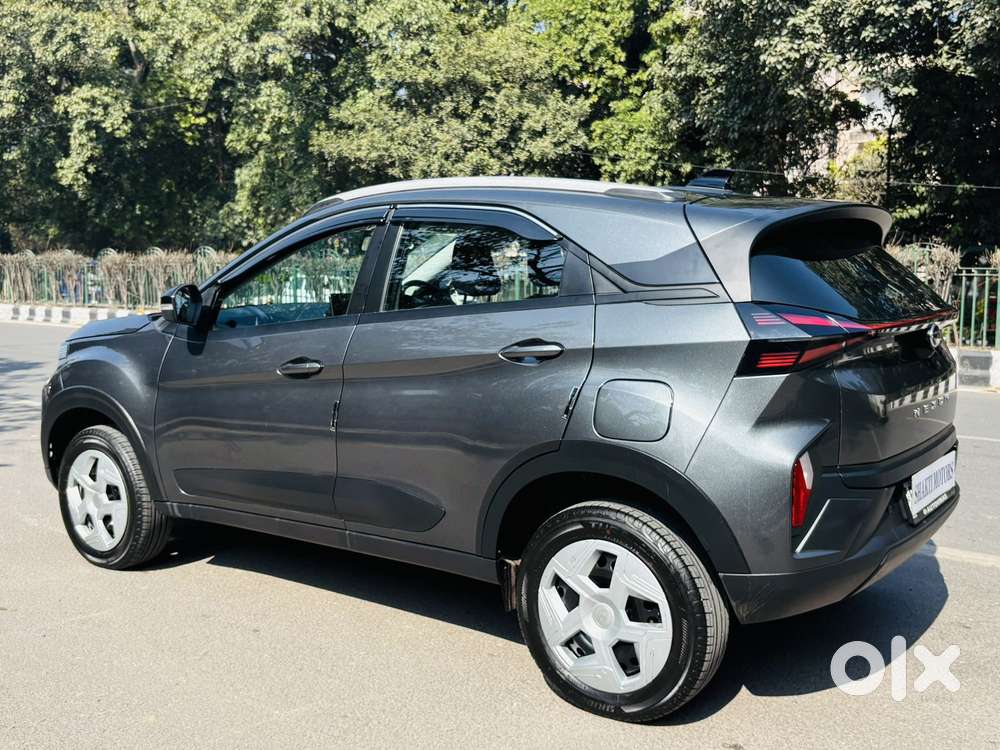 Tata Nexon Pure (s) 1.2 Petrol 6amt, 2025, Petrol