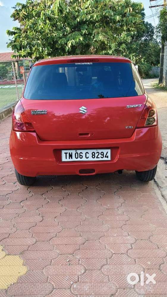 Maruti Suzuki Swift Vxi + Manual, 2011, Petrol
