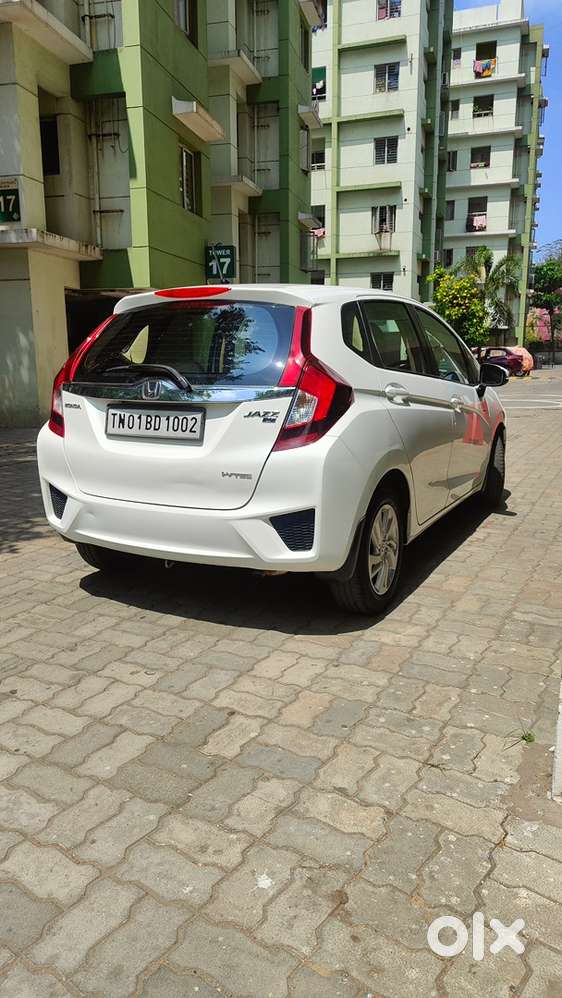 Honda Jazz Petrol 2017 Year