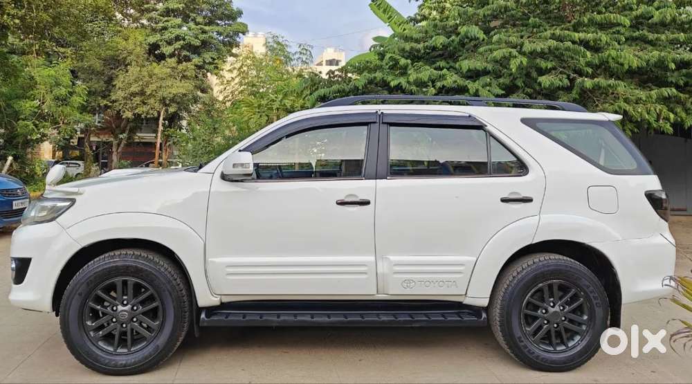 Toyota Fortuner 2.5 4x2 Mt Trd Sportivo, 2015, Diesel