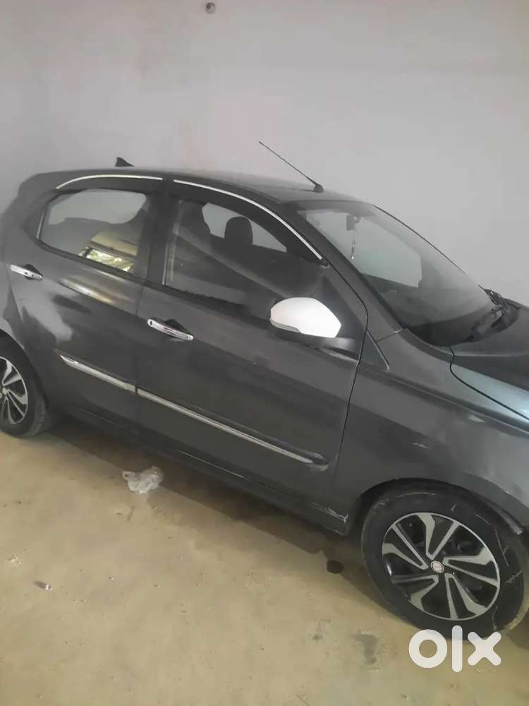 Tata Tiago Xz Petrol