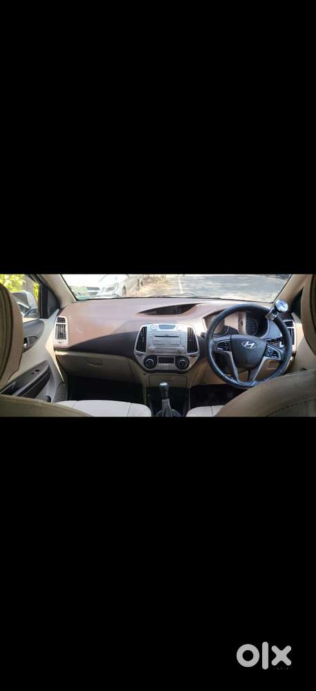 Hyundai I20 2010-2012 1.2 Asta Option With Sunroof, 2011, Petrol