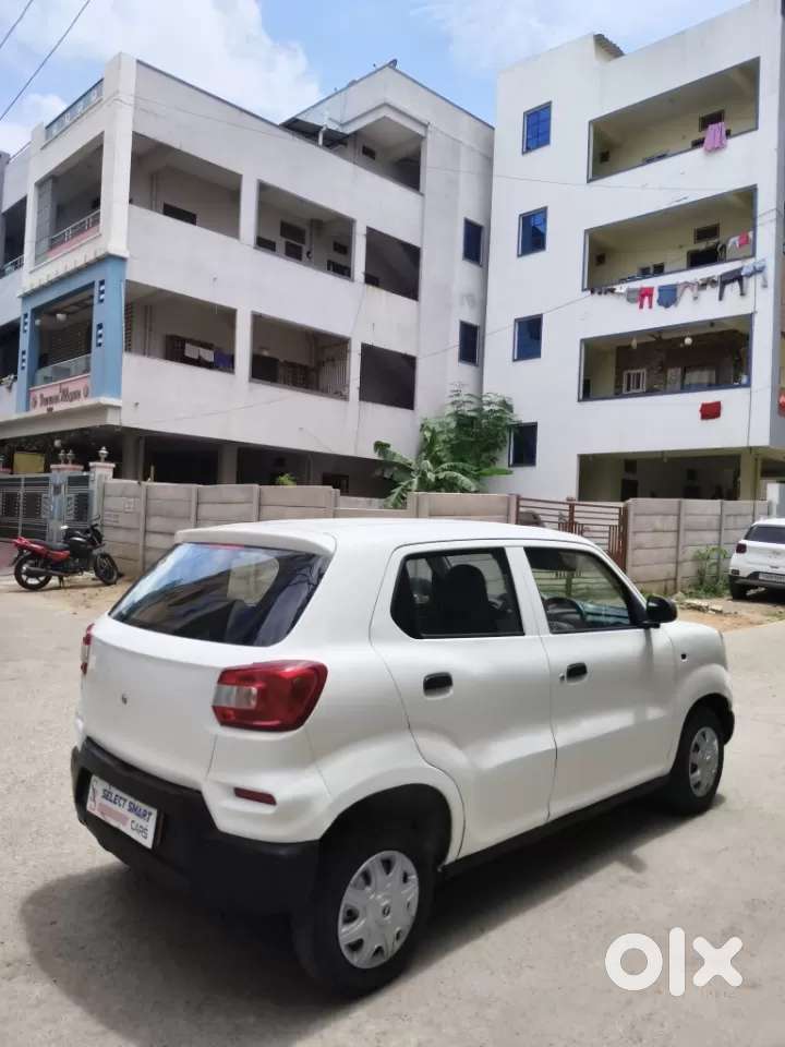 Maruti Suzuki S-presso Lxi, 2022, Petrol