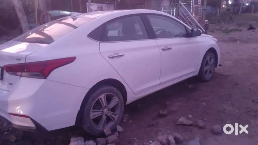 Hyundai Verna 1.6 Plus 2020