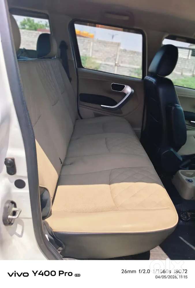 Mahindra Tuv 300 2018 Diesel 66000 Km Driven