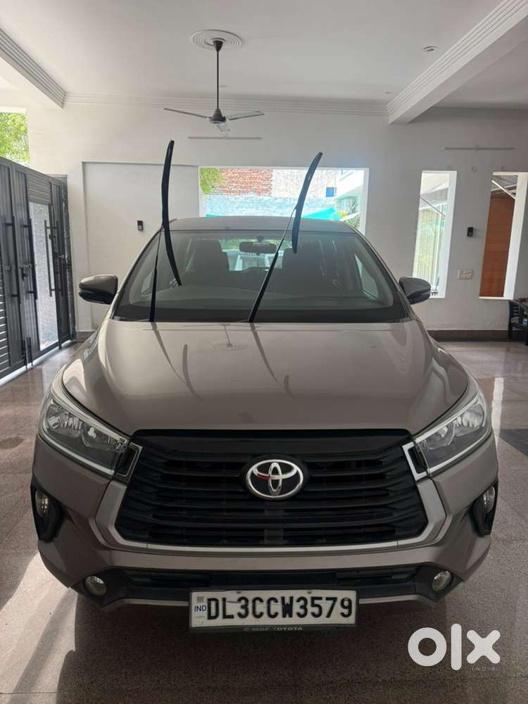 Toyota Innova Crysta Petrol 2022