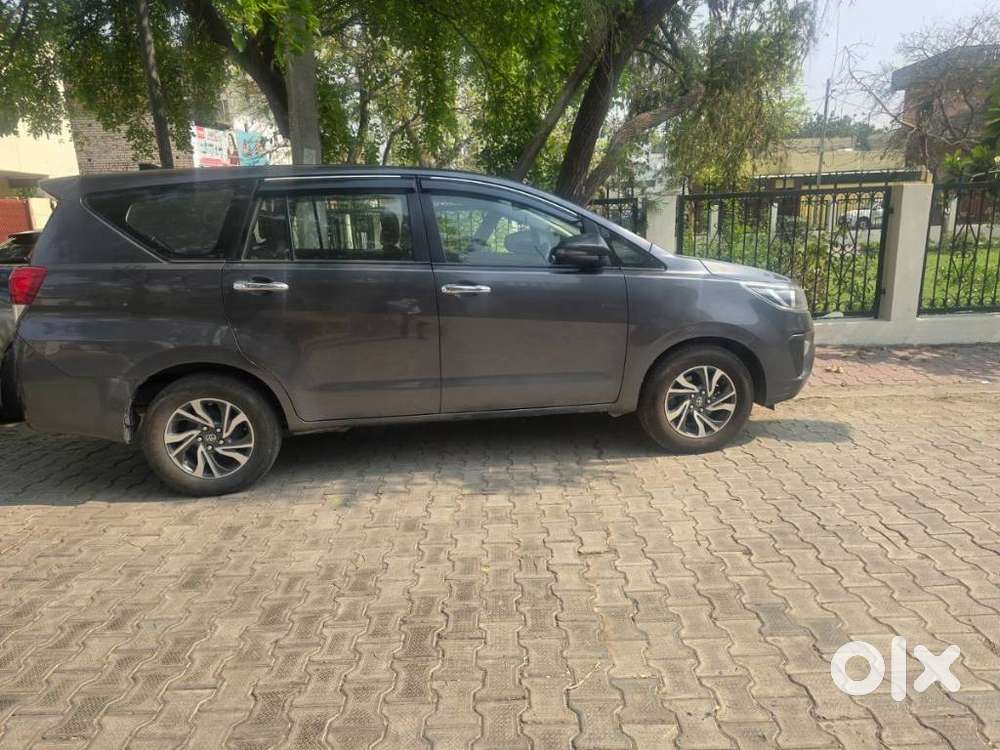 Toyota Innova Crysta 2.8 Gx At, 2021, Diesel