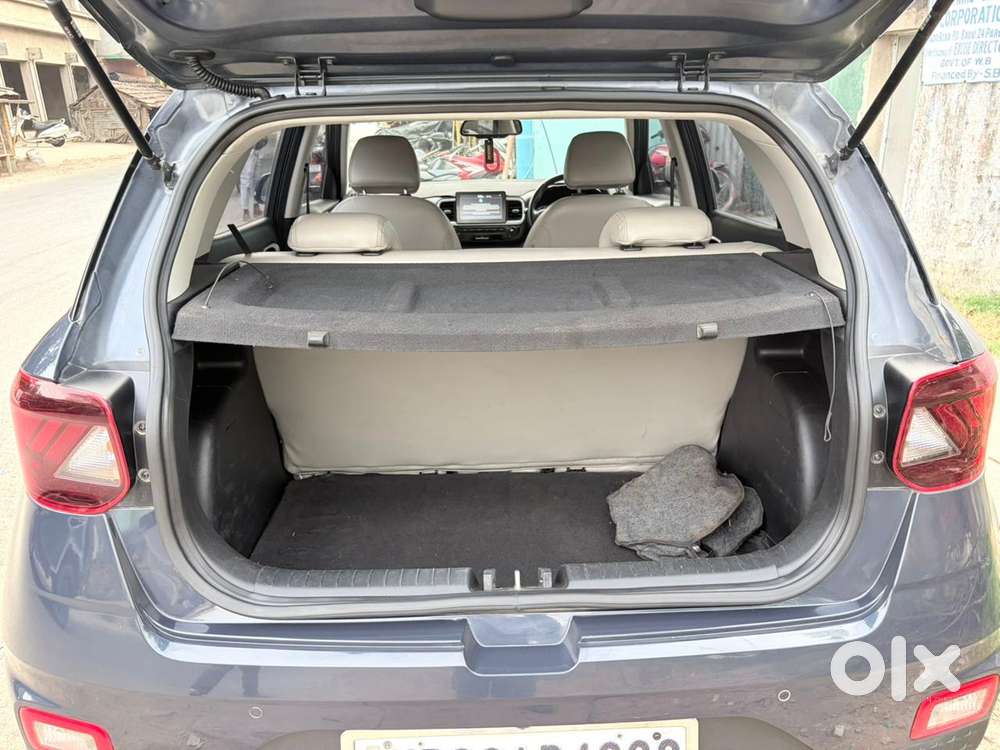 Hyundai Venue Sx Plus Turbo Dct, 2019, Petrol