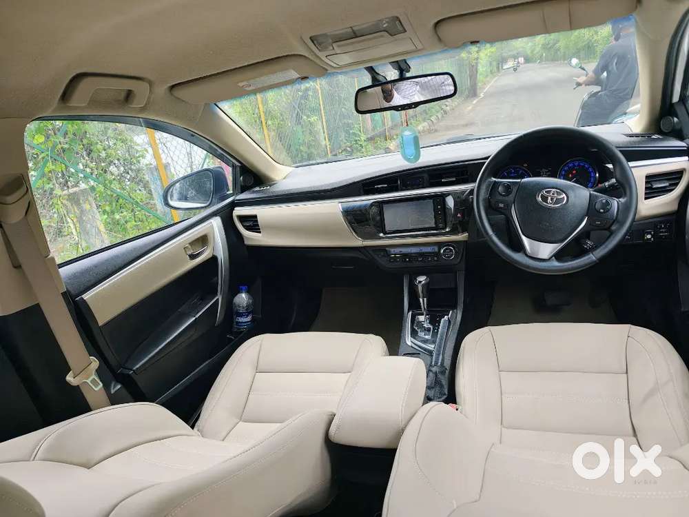 Toyota Corolla Altis 2015