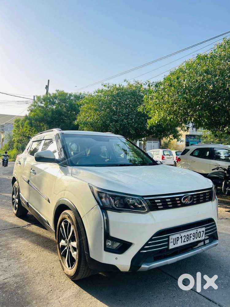 Mahindra Xuv300 W8 1.2 Petrol Dual Tone, 2021, Diesel
