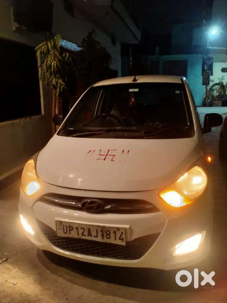 I10 Car With Cng Kit On Papper Good Condition