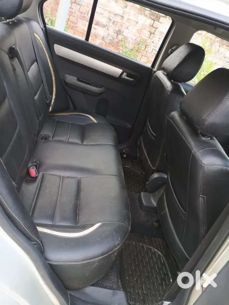 Good Condition Silent Engine Exide New Battery