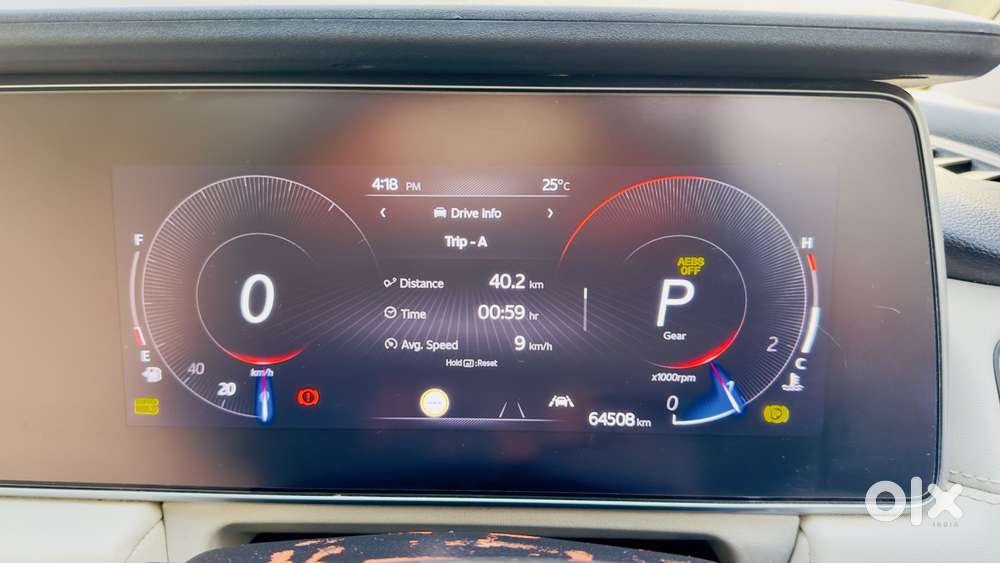 Mahindra Xuv700 2.2 Ax 7 Diesel At Luxury Pack Str Awd, 2022, Diesel