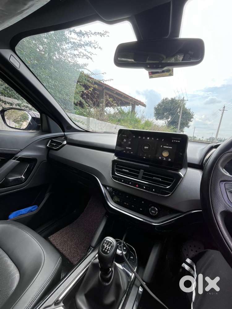 Tata Safari Diesel 2023