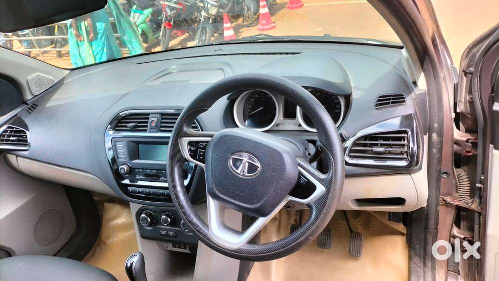 Tata Tiago Xz, 2017, Petrol