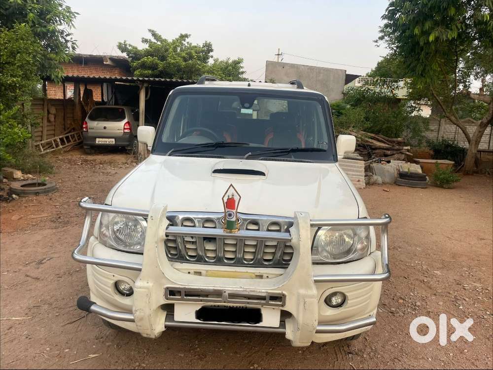 Mahindra Scorpio Vlx2.2hawk-2wd
