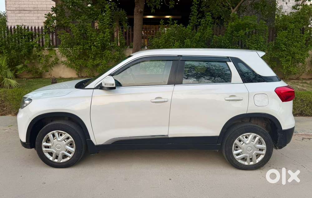 Maruti Suzuki Brezza 1.5 Lxi Smart Hybrid, 2021, Petrol
