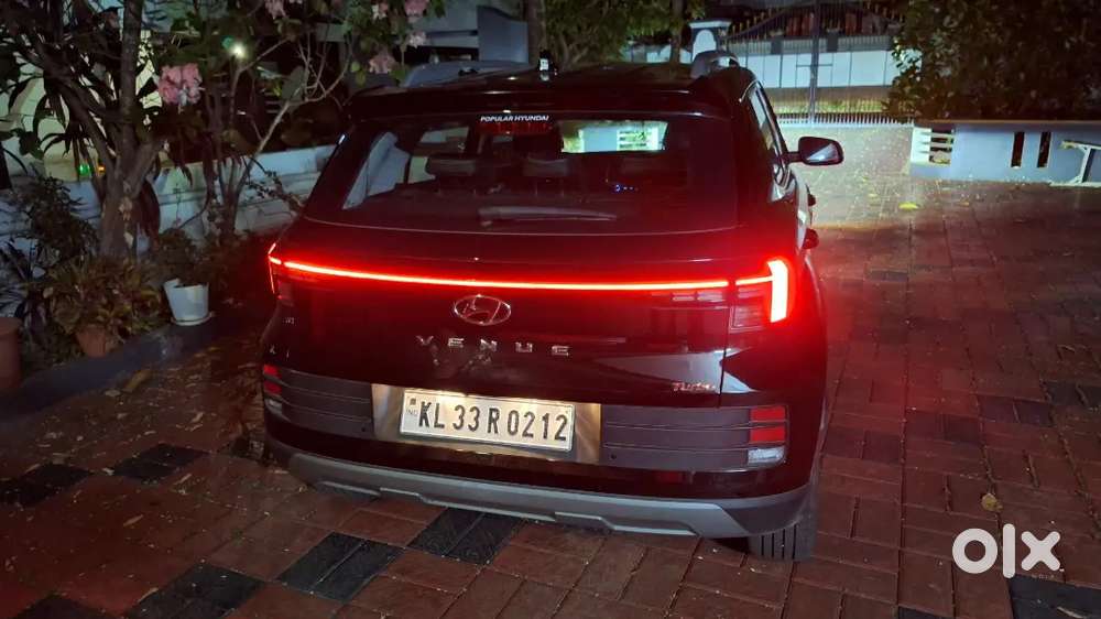 Hyundai Venue 2024 Petrol Turbo Good Condition
