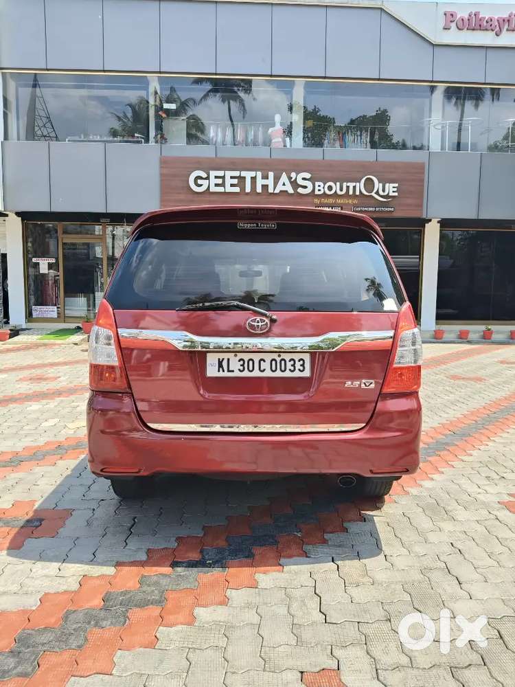 Toyota Innova 2012 Original Kerala