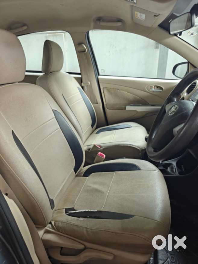 Toyota Etios 1.5 V, 2017, Petrol