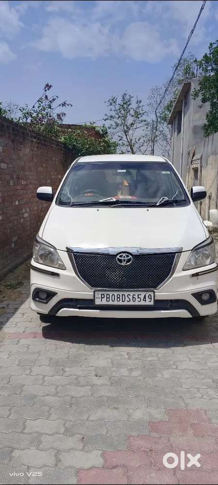 Toyota Innova 2013 Diesel 151000 Km Driven