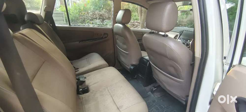 Toyota Innova Diesel 7 Str 2016