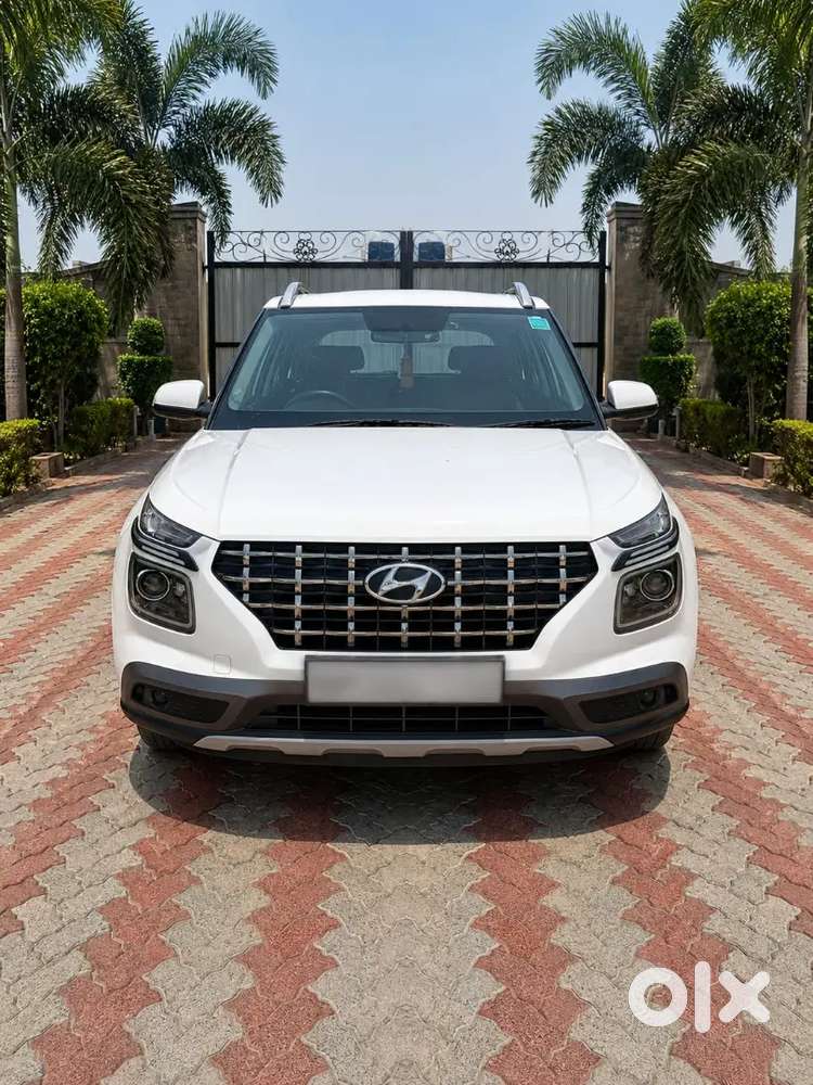 Hyundai Venue Diesel Sx 2022 Manual With Vip No. Plate