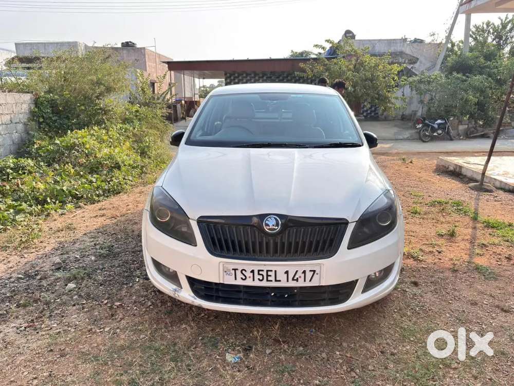Skoda Rapid 2015 Diesel 110000 Km Driven