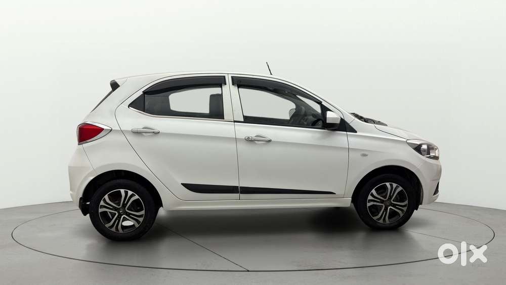 Tata Tiago 1.2 Revotron Xz, 2019, Petrol