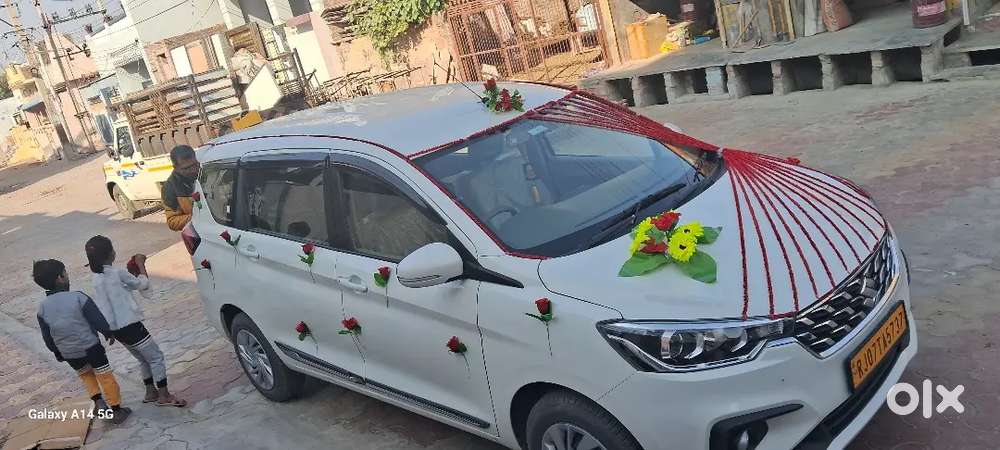 Cng & Petrol Maruti Ertiga