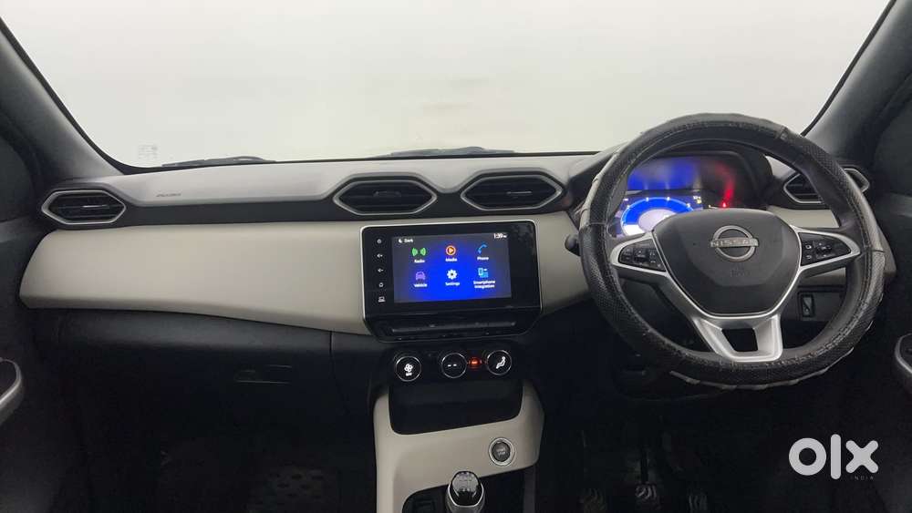 Nissan Magnite 1.0 Xv, 2023, Petrol