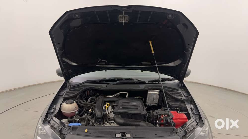 Volkswagen Vento 1.6 Highline, 2022, Petrol