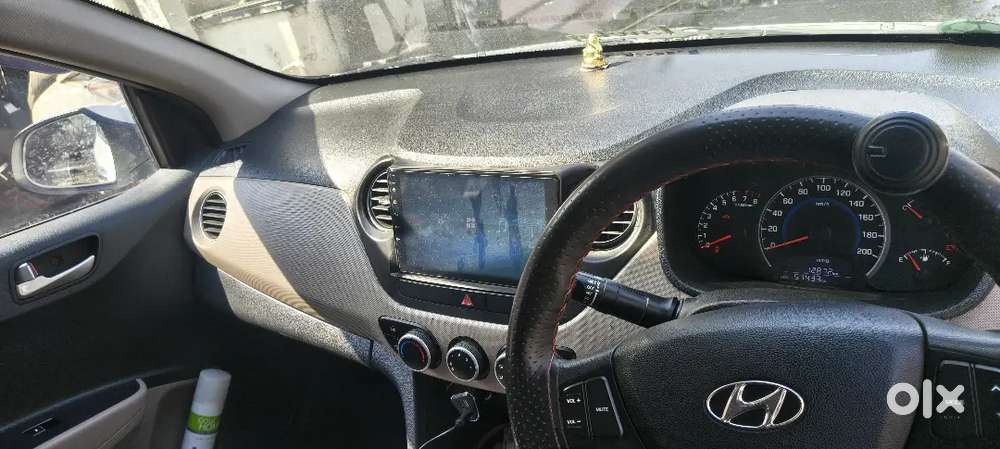 Grand  I10