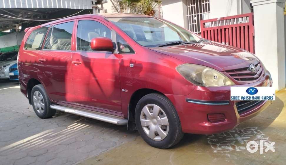 Toyota Innova 2004-2011 2.5 G4 Diesel 8-seater, 2010, Diesel