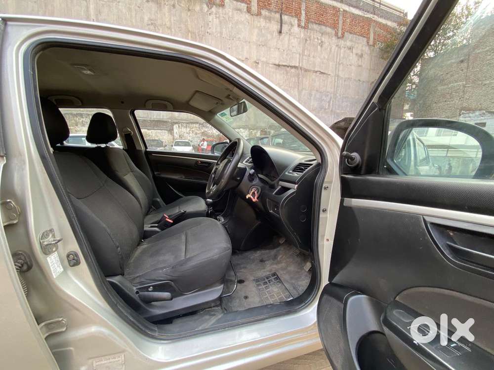 Maruti Suzuki Swift Lxi Optional-o, 2017, Petrol