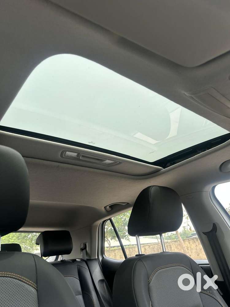 Skoda Kushaq 1.0 Tsi Style, 2023, Petrol