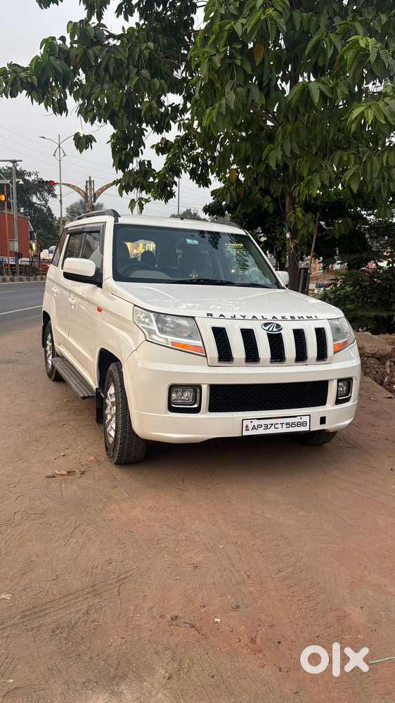 Mahindra Tuv 300 T10, 2016, Diesel